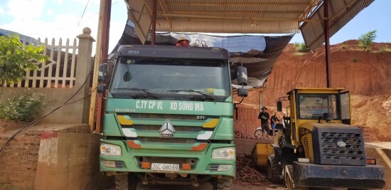 Tỉnh nói dừng, nhà máy vẫn chạy: Đã yêu cầu dừng và đang cho kiểm tra?!