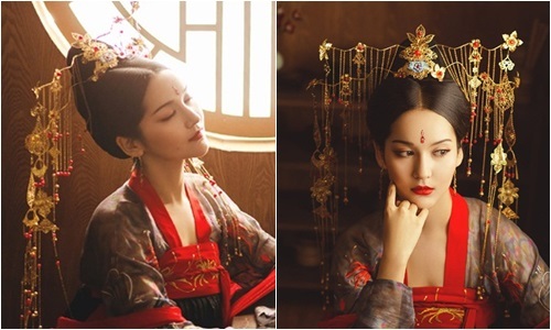  Nuôi giấc mơ hoàng cung, mỹ nữ nào cũng đối mặt với bài kiểm tra thân thể gắt gao