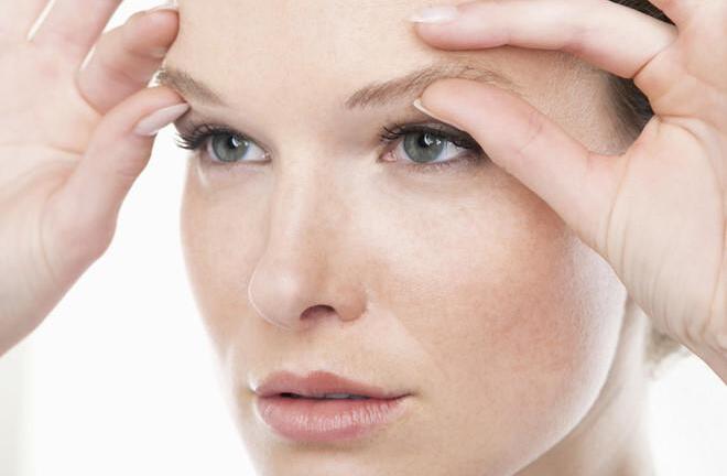 Nguyên nhân và phương pháp điều trị bệnh sụp mí mắt