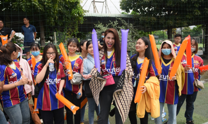 Sự thật thú vị về “Cô Tiên” từ thiện Thuỷ Tiên: Hóa ra là fan cứng của FCB88