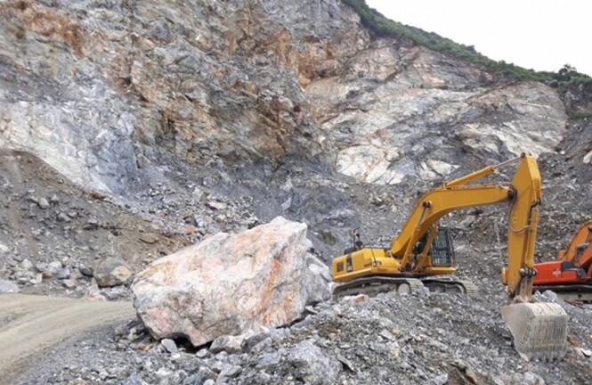 Vụ bị đá rơi trúng người, 2 công nhân tử vong: Danh tính nạn nhân