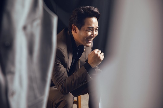 Hứa Vĩ Văn: 'Cảm ơn những sóng gió để có những bài học quý giá nuôi dưỡng hai con'