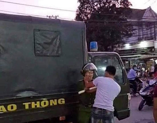 Đồng Nai: Đánh người thi hành công vụ vì xin bỏ qua lỗi vi phạm giao thông không được