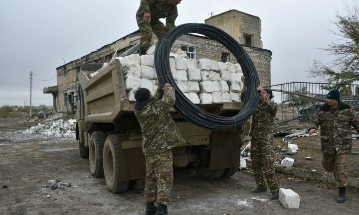 Azerbaijan đưa quân vào khu vực Nagorno-Karabakh sau thỏa thuận ngừng bắn