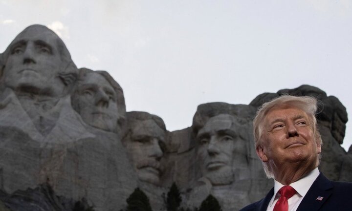 Ivanka Trump gây bão mạng vì có ý ám chỉ chân dung cha nên được thêm vào