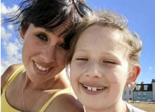 Nhặt được vật lạ tưởng báu vật, hai mẹ con hí hửng mang về, nào ngờ suýt gặp họa sát thân