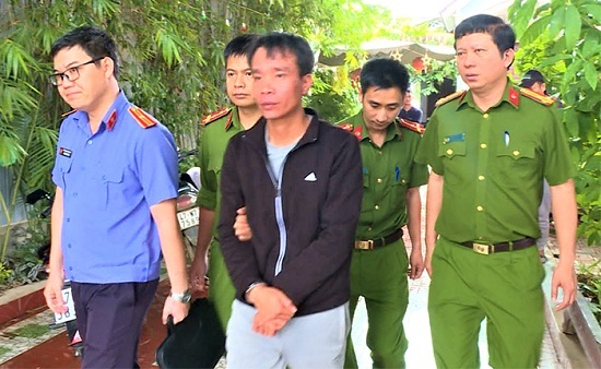 Muốn về trước vì vợ sắp sinh, người đàn ông bị bạn nhậu đâm tử vong