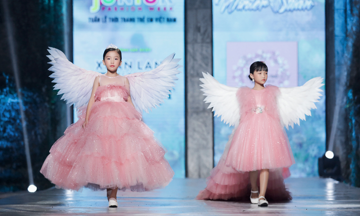 Mẫu nhí Trịnh Khánh Ngọc 