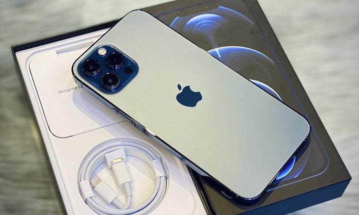 Sắm iPhone đón Tết ở đâu đỡ chen chúc và giá hợp lý trong mùa Covid?