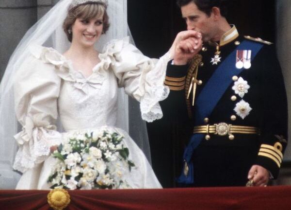 Đằng sau cuộc hôn nhân đổ vỡ giữa Công nương Diana và Thái tử Charles: “Đừng nói rằng họ chưa từng yêu nhau”