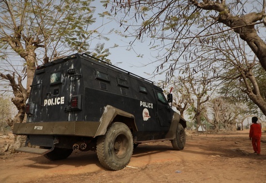 Hơn 300 nữ sinh bị bắt cóc ở Nigeria