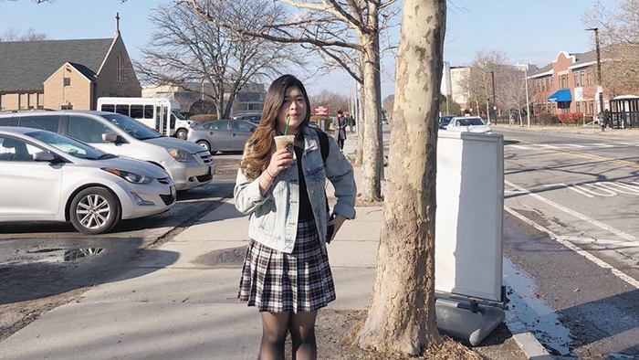 Nữ sinh Việt trải nghiệm tiêm vắc xin COVID-19 ở Mỹ: Không lo tác dụng phụ, tiêm xong có thể đi làm ngay