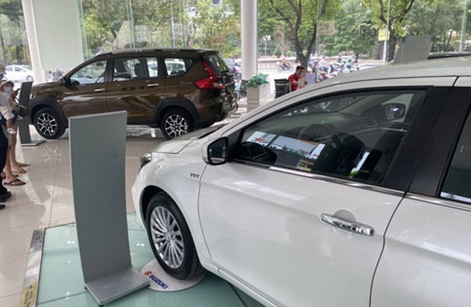 Giới nhà giàu Việt mua bao nhiêu xe ô tô trong tháng 2/2021?