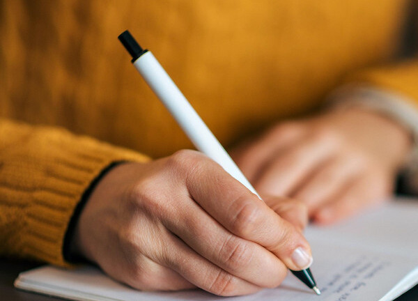 Phát hiện nhóm lừa đảo viết hộ luận án tiến sĩ Trung Quốc, các thành viên chỉ mới tốt nghiệp trung học