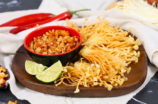 Nấm kim châm chiên giòn, cả nhà ăn xong đều mê