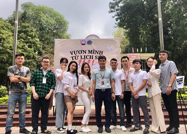 Triển lãm 