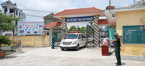 Nam Định: 61 giáo viên, học sinh cách ly tập trung vì ca dương tính với SARS-CoV-2