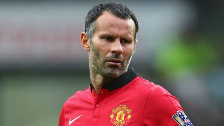 Giggs phá kỷ lục ở Champions League