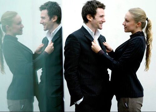 Trắng tay vì ngoại tình công sở