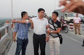 Cựu điều tra viên 