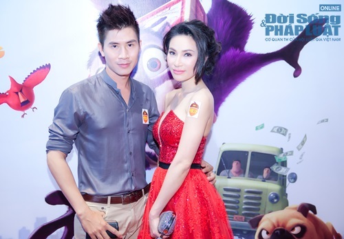 Lê My Na sánh bước cùng bạn trai ca sĩ đi dự sự kiện