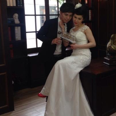 Minh Vương M4U kết hôn sau 7 năm hẹn hò