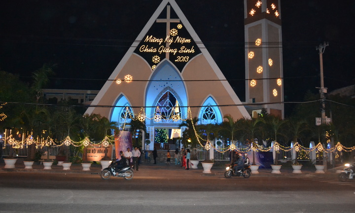 Chùm ảnh Đà Nẵng tràn ngập không khí Noel 