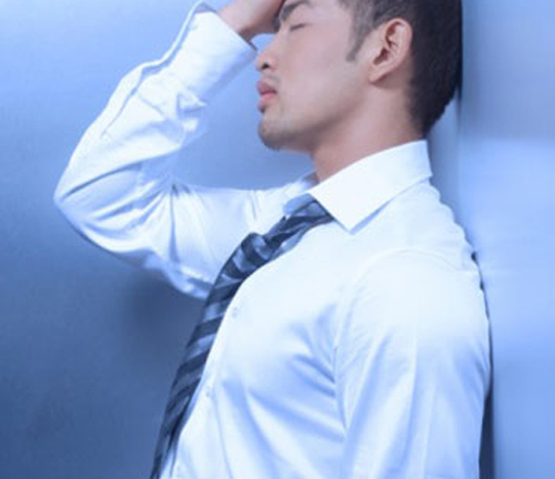 Em lừa dối tôi đi 