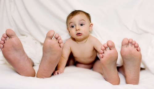 Làm sao để bé đi ngủ sớm?