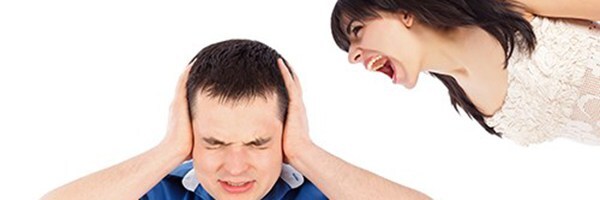 Vợ phản bội, chồng cặp bồ: Con cái theo mẹ từ mặt ba