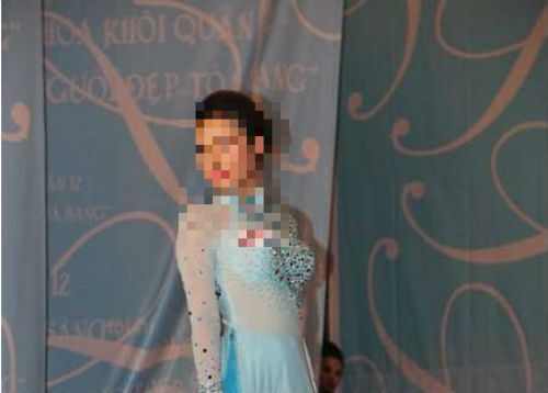 Có 2 người đẹp cuộc thi 