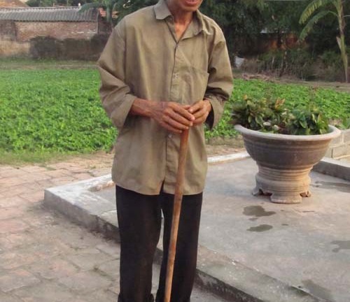 Lạ lùng ngôi làng có nhiều đàn ông tâm thần