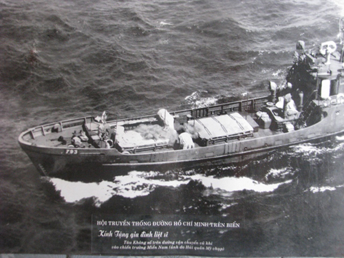 Những chuyến đi huyền thoại ở đường Hồ Chí Minh trên biển