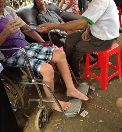 Bộ mặt thật của ông 