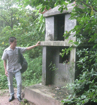 Mâm cơm cúng và bản điếu văn cầu siêu ở “phố liêu trai”