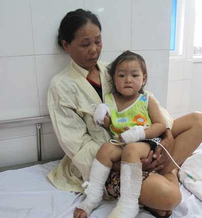 Chồng tẩm xăng thiêu chết vợ: Tấn bi kịch cặp vợ chồng lệch tuổi 