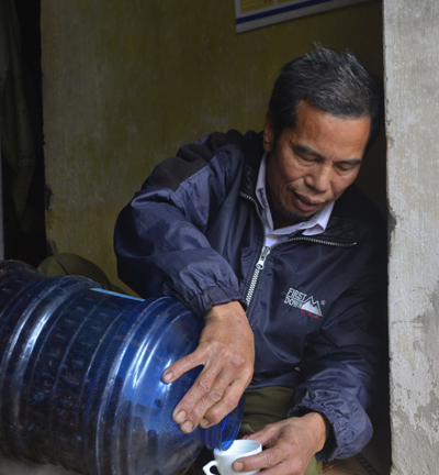 “Lão gàn” 30 năm nếm... thuốc trừ sâu thảo dược