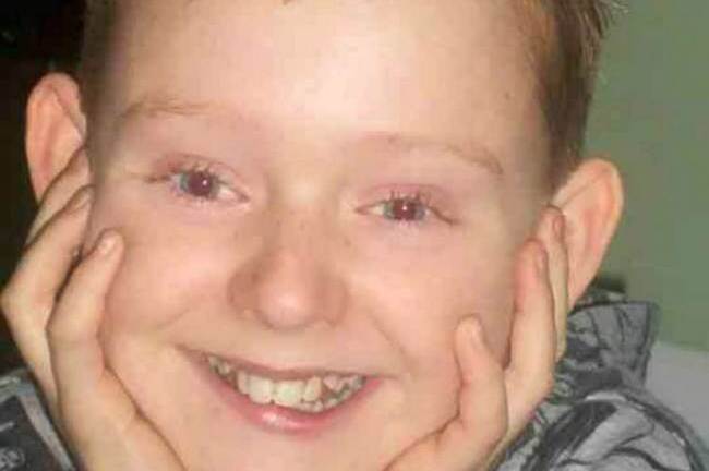 Đau lòng bé trai tự vẫn vì bị bạn bắt nạt