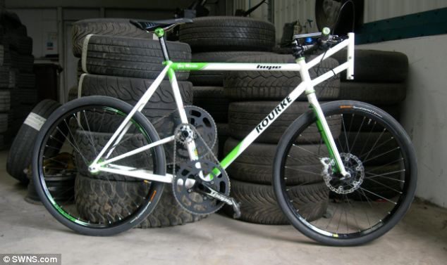 Ngắm “siêu xe đạp” địa hình nhanh nhất thế giới