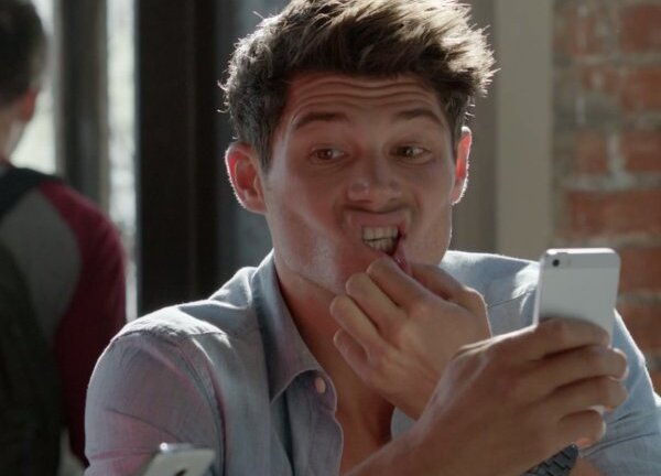 Lợi nhuận của Samsung giảm 49\% trong quý III 