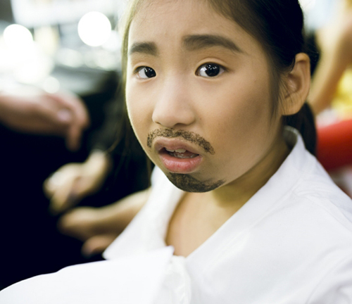 Gương mặt thân quen nhí: Hé lộ hậu trường hóa trang của thí sinh