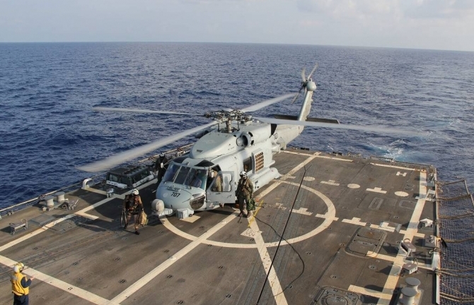 Tàu Hải quân Mỹ ngừng tìm kiếm máy bay mất tích