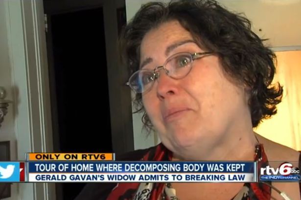 Góa phụ “sống cùng” xác đã phân hủy của chồng suốt 9 tháng