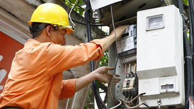 Ngành điện: Tiền điện tháng 7 giảm mạnh là do... thời tiết