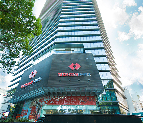 Nợ xấu của Techcombank giảm mạnh, dự kiến lãi hơn 1.400 tỷ 