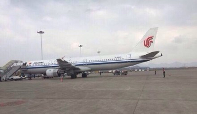 Máy bay Trung Quốc hạ cánh khẩn cấp vì bị đe dọa có bom