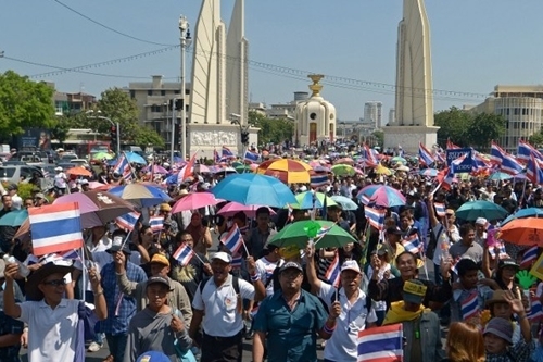 Thái Lan: Người biểu tình kéo về thủ đô Bangkok