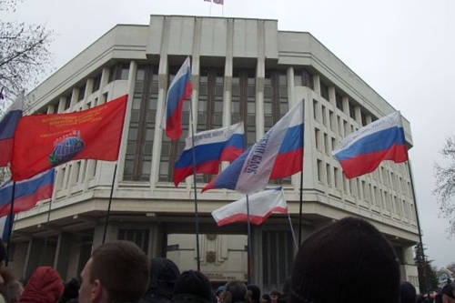 Quốc hội Crimea tuyên bố độc lập