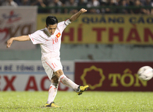 U23 Việt Nam gục ngã trước B.Bình Dương ở những phút cuối