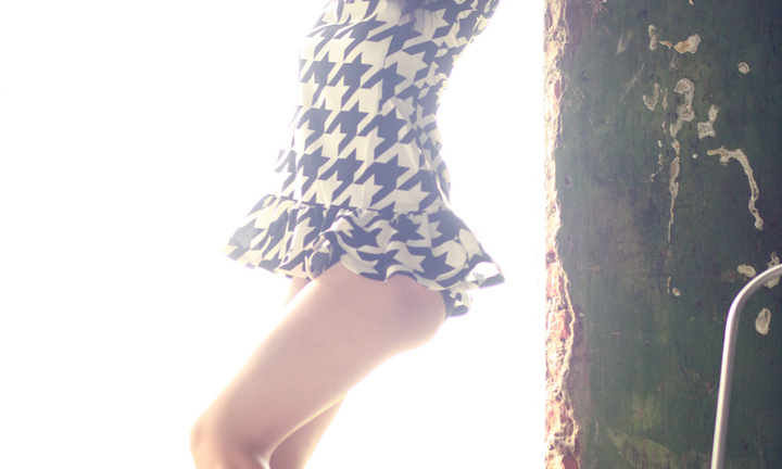 Siêu mẫu hình thể Trần Linh khoe vóc dáng nuột nà